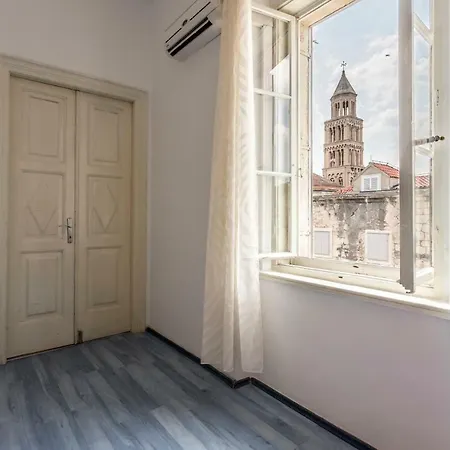 Apartment Palace View *